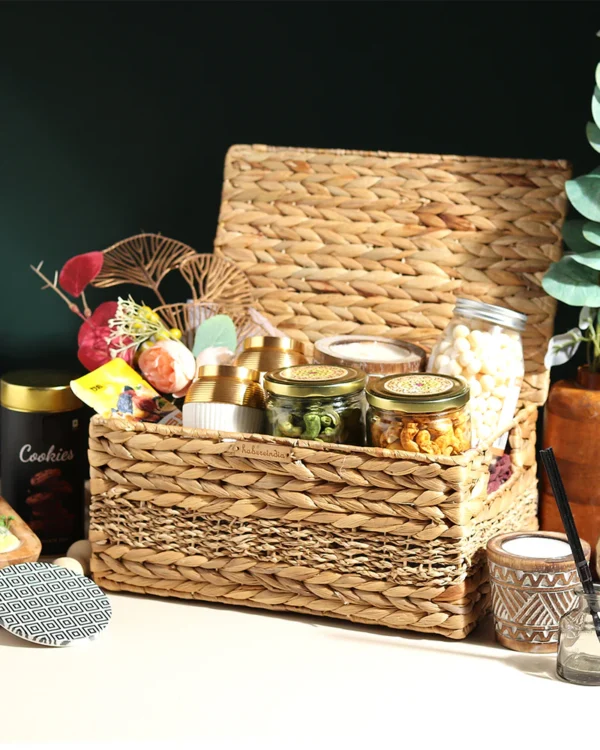 Bamboo Basket Luxury Goodies Hampers - Image 3